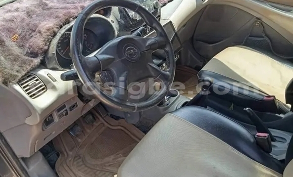 Buy Used Nissan Almera Tino Black Car in Lome in Togo Buy Used Nissan Almera Tino Black Car in Lome in Togo