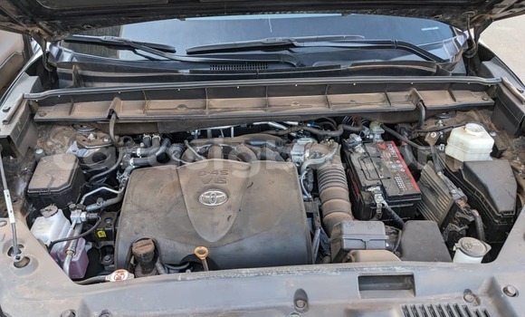 Buy Used Toyota Highlander Black Car in Lome in Maritime Buy Used Toyota Highlander Black Car in Lome in Maritime