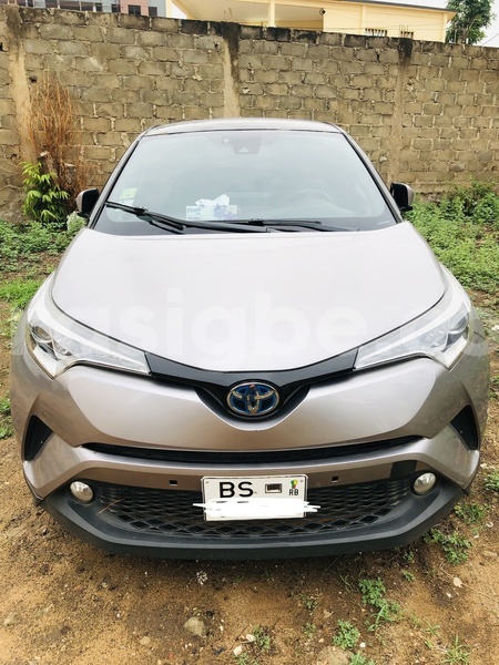 Big with watermark toyota c hr togo lome 8973