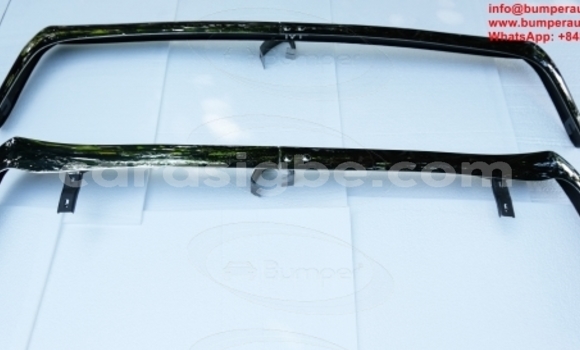 Acheter Neuf Voiture BMW 1er Gris à Amoutivé, Togo Acheter Neuf Voiture BMW 1er Gris à Amoutivé, Togo