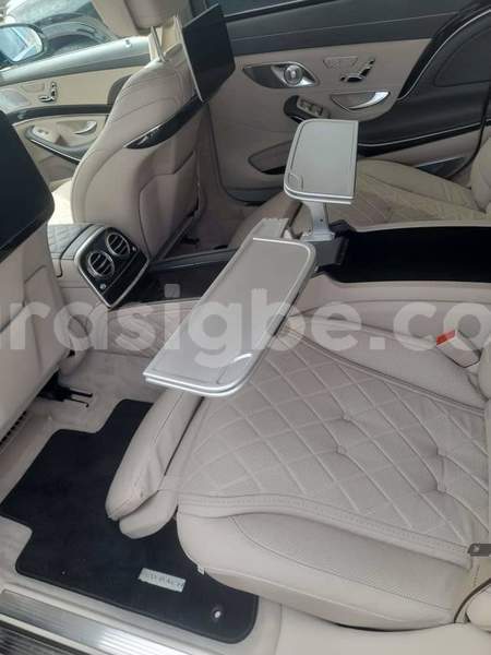 Big with watermark mercedes benz maybach s klasse togo lome 9025