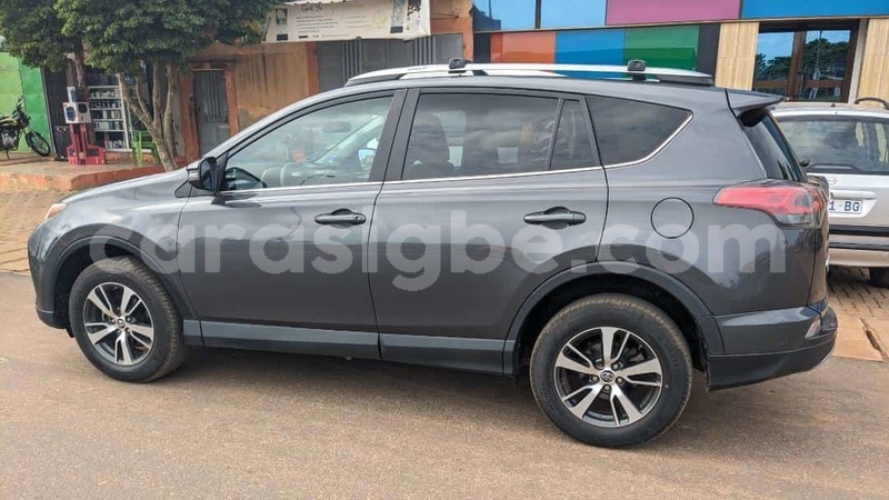 Big with watermark toyota rav4 maritime lome 9034