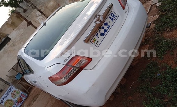 Buy Used Toyota Camry White Car in Lome in Togo Buy Used Toyota Camry White Car in Lome in Togo