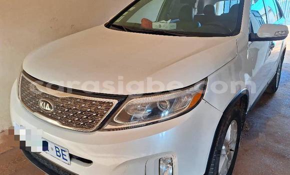 Buy Used Kia Sorento White Car in Lome in Togo Buy Used Kia Sorento White Car in Lome in Togo