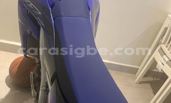 Acheter Occasion Moto Yamaha YZ Bleu à Forever, Togo Acheter Occasion Moto Yamaha YZ Bleu à Forever, Togo