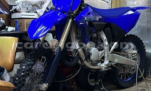 Acheter Occasion Moto Yamaha YZ Bleu à Adawlato, Togo