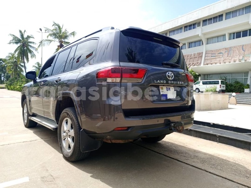 Big with watermark toyota land cruiser maritime lome 9112