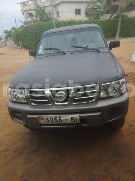 Big with watermark nissan patrol togo lome 9129