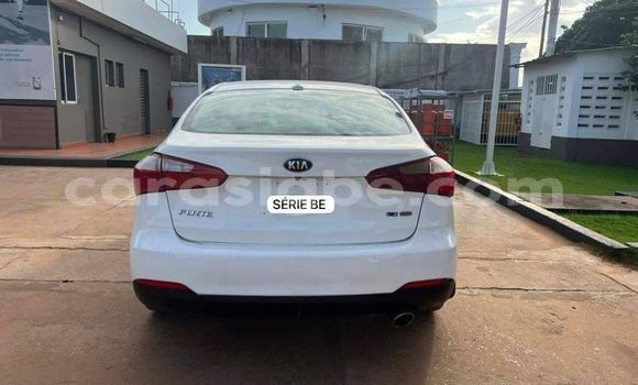 Buy Used Kia Forte White Car in Amoutivé in Togo Buy Used Kia Forte White Car in Amoutivé in Togo