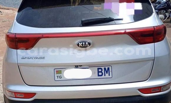 Buy Used Kia Sportage Other Car in Lome in Togo Buy Used Kia Sportage Other Car in Lome in Togo