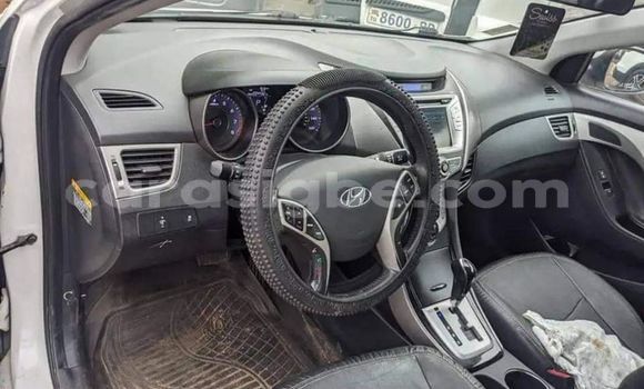 Buy Used Hyundai Elantra White Car in Anie in Plateaux Buy Used Hyundai Elantra White Car in Anie in Plateaux