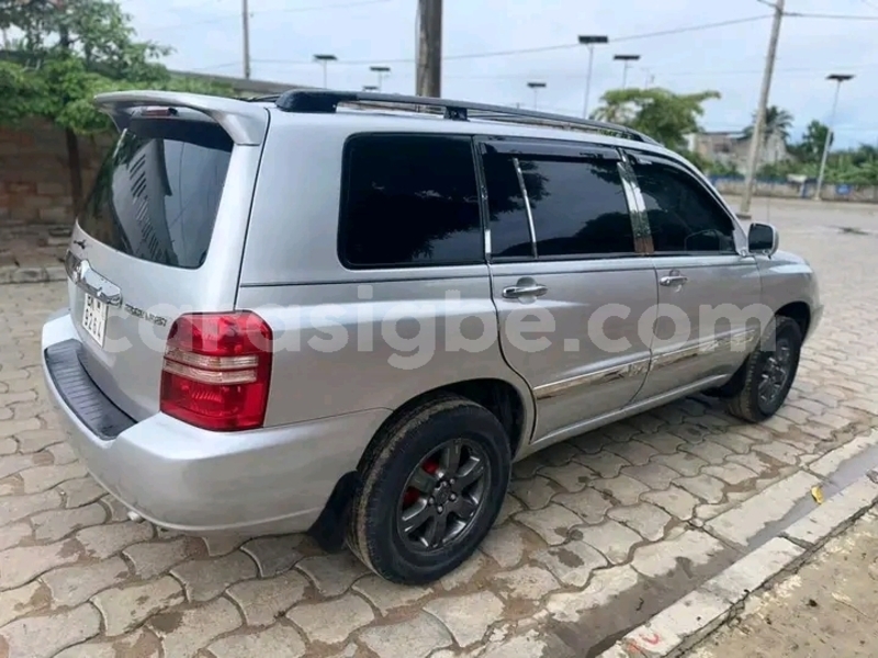 Big with watermark toyota highlander maritime lome 9170