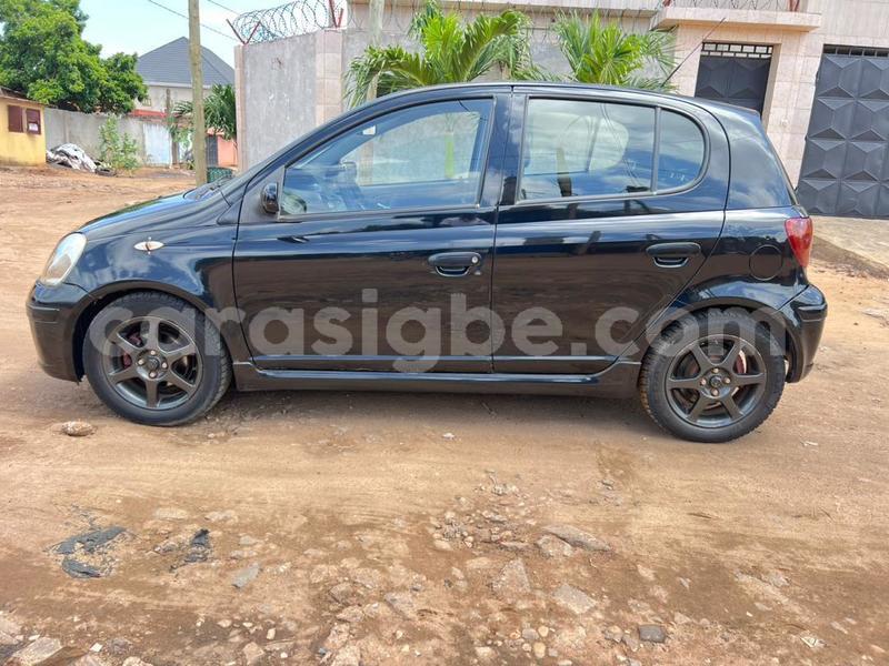 Big with watermark toyota yaris togo lome 9175