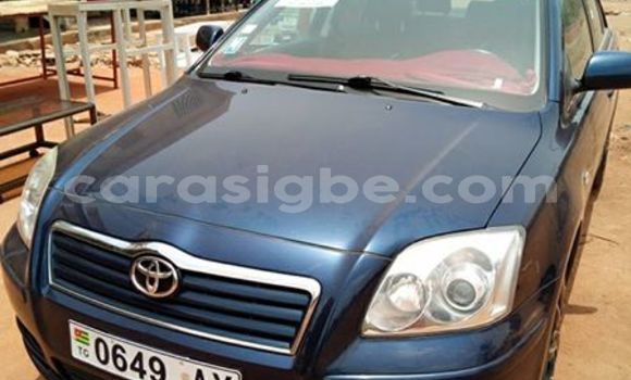Acheter Occasion Voiture Toyota Avensis Bleu à Lomé au Togo Acheter Occasion Voiture Toyota Avensis Bleu à Lomé au Togo