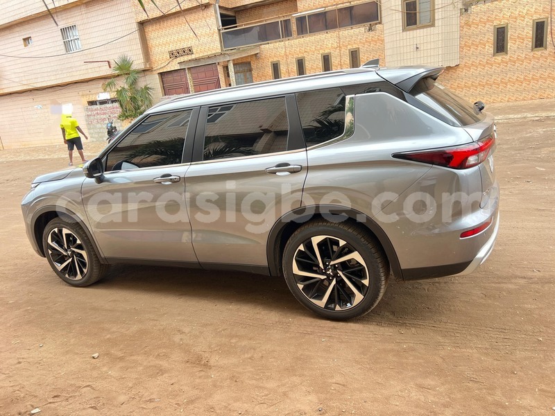 Big with watermark mitsubishi outlander togo lome 9211