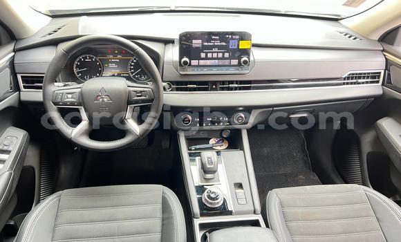Acheter Neuf Voiture Mitsubishi Outlander Gris à Lomé, Togo Acheter Neuf Voiture Mitsubishi Outlander Gris à Lomé, Togo