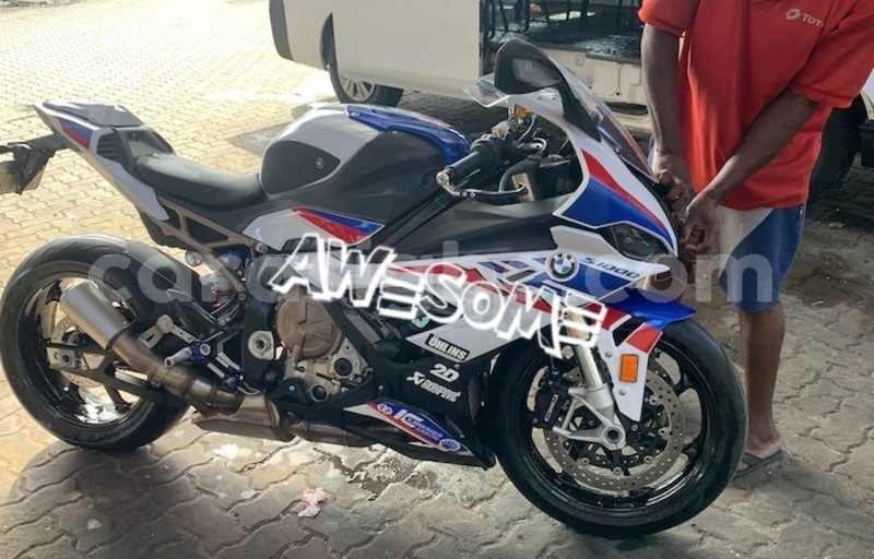 Big with watermark bmw s 1000 togo adawlato 9213