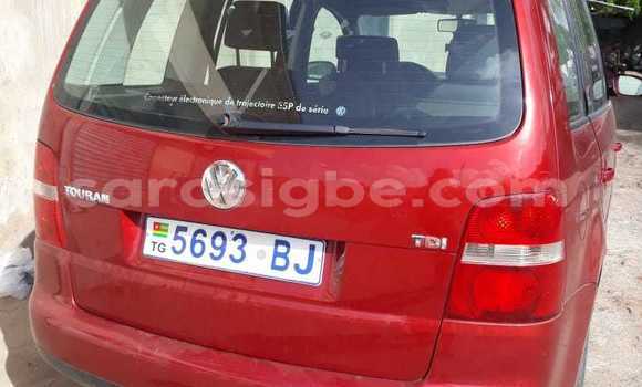 Acheter Occasion Voiture Volkswagen Touran Rouge à Lomé, Maritime