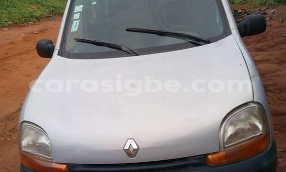 Acheter Occasion Voiture Renault Kangoo Blanc à Lomé, Maritime Acheter Occasion Voiture Renault Kangoo Blanc à Lomé, Maritime