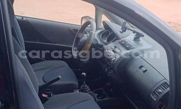 Acheter Occasion Voiture Honda Jazz Noir à Amlame, Plateaux Acheter Occasion Voiture Honda Jazz Noir à Amlame, Plateaux