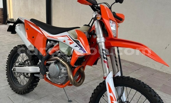 Acheter Occasion Moto KTM EXC Blanc à Lomé, Togo