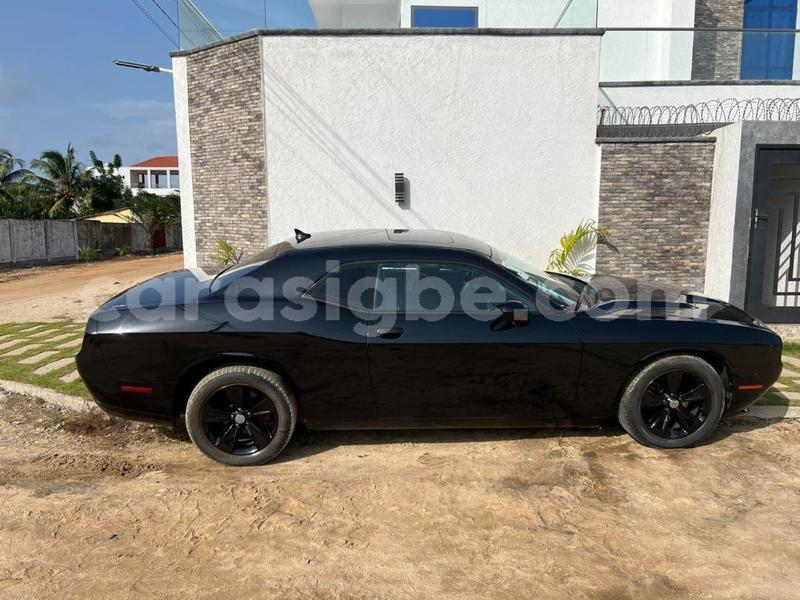 Big with watermark dodge challenger togo lome 9227