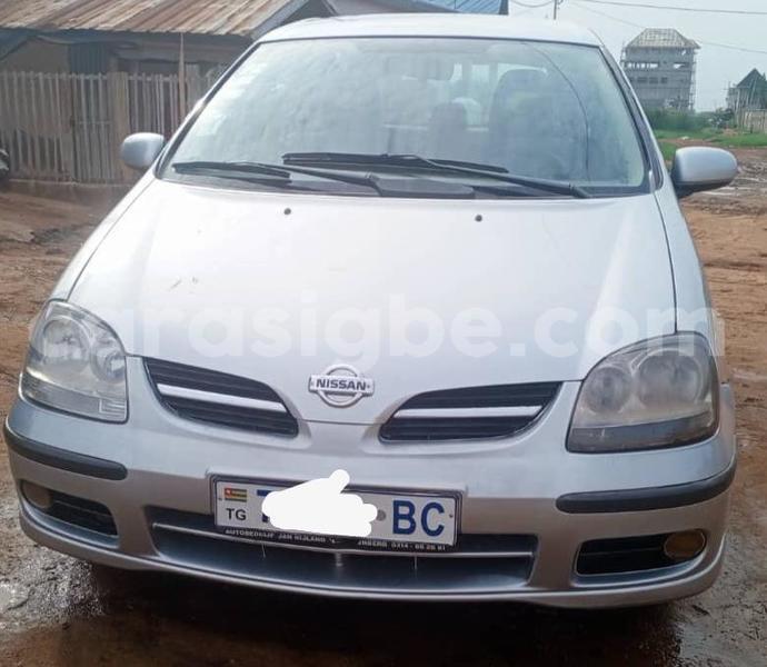 Big with watermark nissan almera tino togo lome 9230