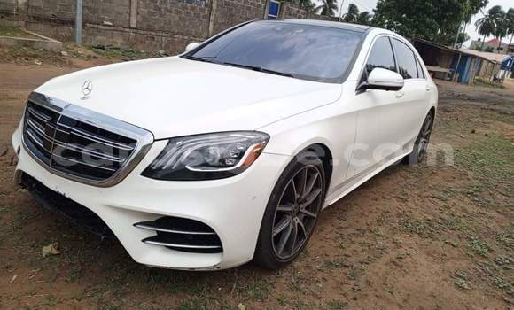 Acheter Occasion Voiture Mercedes‒Benz SLK-klasse AMG Blanc à Lomé, Maritime Acheter Occasion Voiture Mercedes‒Benz SLK-klasse AMG Blanc à Lomé, Maritime