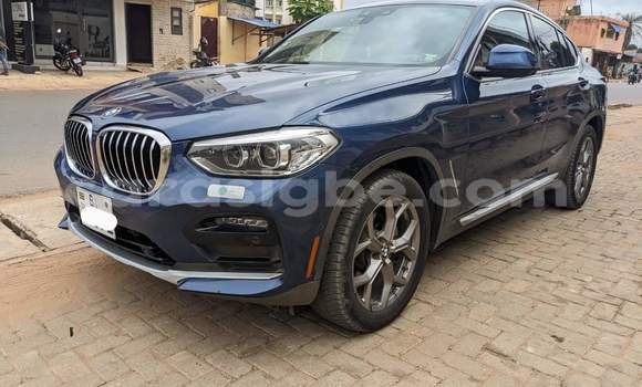 Acheter Occasion Voiture BMW X4 Bleu à Amoutivé, Togo Acheter Occasion Voiture BMW X4 Bleu à Amoutivé, Togo