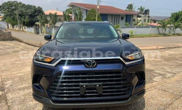 Acheter Occasion Voiture Toyota Highlander Bleu à Amoutivé, Togo Acheter Occasion Voiture Toyota Highlander Bleu à Amoutivé, Togo