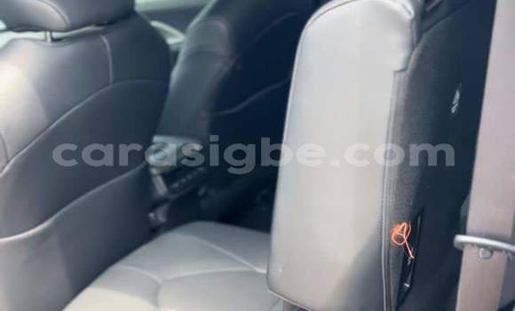 Acheter Occasion Voiture Toyota Highlander Bleu à Amoutivé, Togo Acheter Occasion Voiture Toyota Highlander Bleu à Amoutivé, Togo