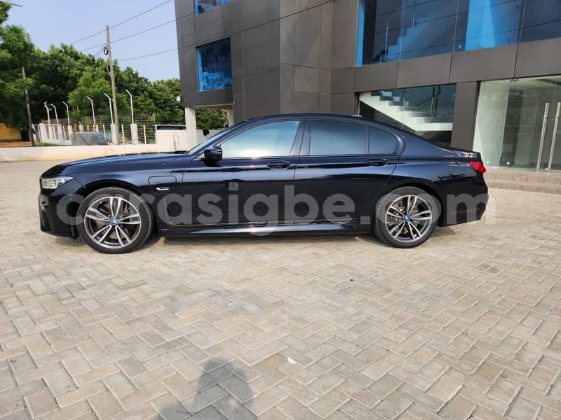 Big with watermark bmw 7 series togo lome 9241