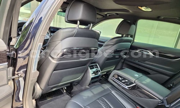 Acheter Occasion Voiture BMW 7-Series Noir à Lomé, Togo Acheter Occasion Voiture BMW 7-Series Noir à Lomé, Togo