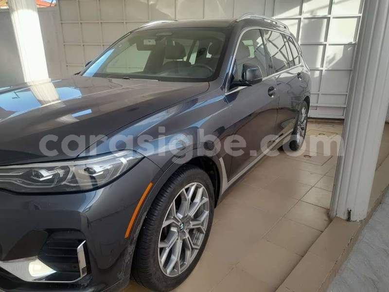 Big with watermark bmw x7 togo dekon 9242