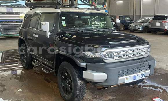 Acheter Occasion Voiture Toyota FJ Cruiser Gris à Dékon, Togo Acheter Occasion Voiture Toyota FJ Cruiser Gris à Dékon, Togo