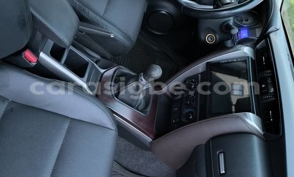 Acheter Neuf Voiture Toyota Fortuner Noir à Lomé, Togo Acheter Neuf Voiture Toyota Fortuner Noir à Lomé, Togo
