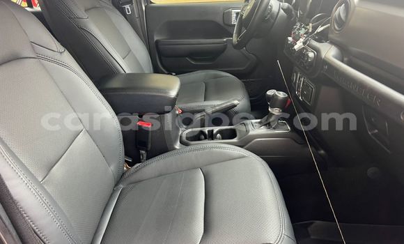 Acheter Occasion Voiture Jeep Wrangler Noir à Amoutivé, Togo Acheter Occasion Voiture Jeep Wrangler Noir à Amoutivé, Togo