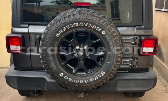 Acheter Occasion Voiture Jeep Wrangler Noir à Amoutivé, Togo Acheter Occasion Voiture Jeep Wrangler Noir à Amoutivé, Togo