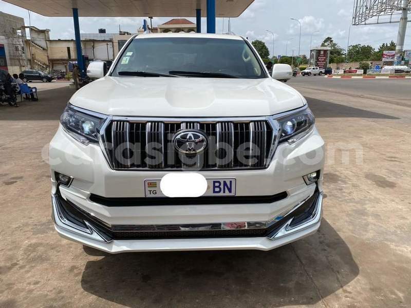 Big with watermark toyota prado togo amoutive 9250