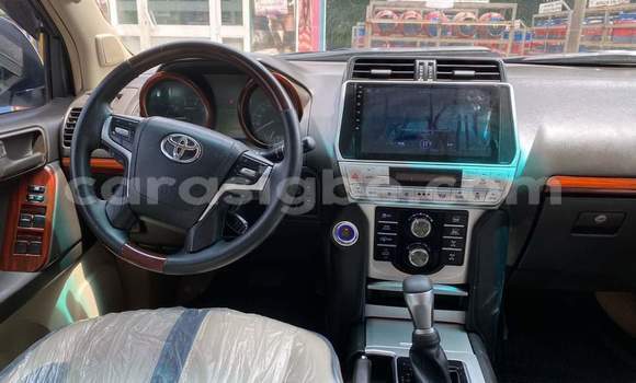Acheter Occasion Voiture Toyota Prado Blanc à Amoutivé, Togo Acheter Occasion Voiture Toyota Prado Blanc à Amoutivé, Togo