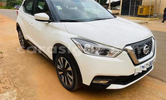 Acheter Occasion Voiture Nissan Kix Blanc à Lomé, Maritime