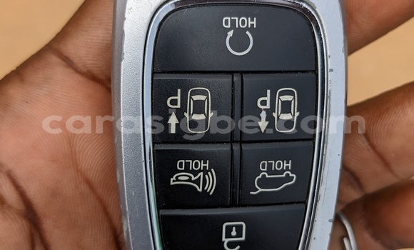 Acheter Occasion Voiture Hyundai Santa Fe Noir à Lomé, Maritime Acheter Occasion Voiture Hyundai Santa Fe Noir à Lomé, Maritime