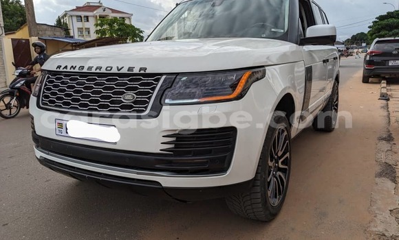 Acheter Occasion Voiture Range Rover Range Rover Blanc à Lomé, Togo Acheter Occasion Voiture Range Rover Range Rover Blanc à Lomé, Togo