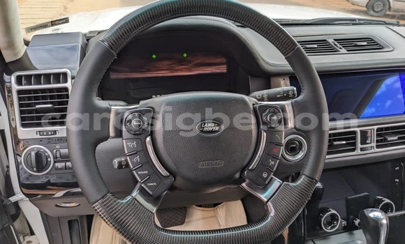 Acheter Occasion Voiture Range Rover Range Rover Blanc à Lomé, Togo Acheter Occasion Voiture Range Rover Range Rover Blanc à Lomé, Togo