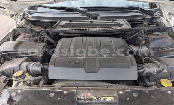 Acheter Occasion Voiture Range Rover Range Rover Blanc à Lomé, Togo Acheter Occasion Voiture Range Rover Range Rover Blanc à Lomé, Togo