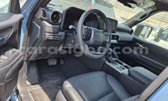 Acheter Occasion Voiture Toyota Prado Bleu à Lomé, Togo Acheter Occasion Voiture Toyota Prado Bleu à Lomé, Togo