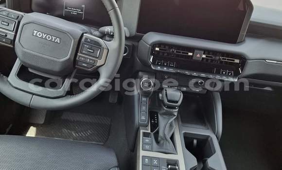 Acheter Occasion Voiture Toyota Prado Bleu à Lomé, Togo Acheter Occasion Voiture Toyota Prado Bleu à Lomé, Togo