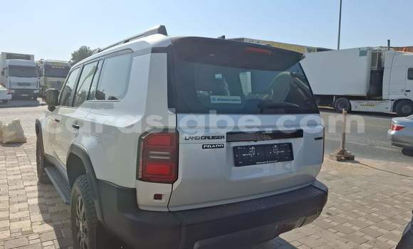 Acheter Occasion Voiture Toyota Prado Bleu à Lomé, Togo Acheter Occasion Voiture Toyota Prado Bleu à Lomé, Togo
