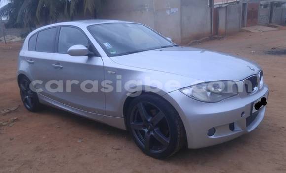 Acheter Occasion Voiture BMW 1-Serie Gris à Lomé au Togo Acheter Occasion Voiture BMW 1-Serie Gris à Lomé au Togo