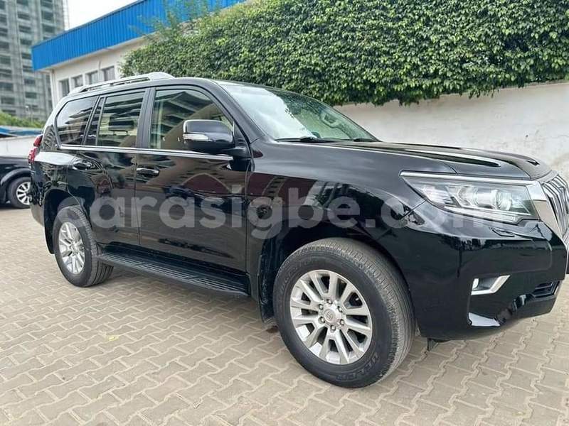 Big with watermark toyota prado togo amoutive 9296